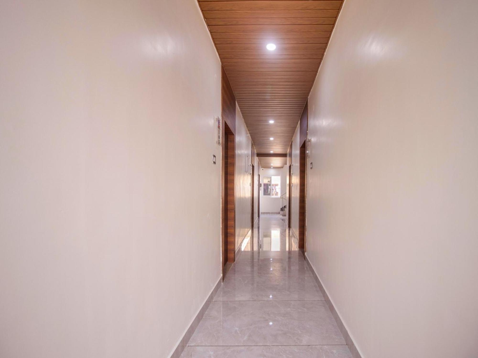 Hotel O Rr Residency Khammam Buitenkant foto