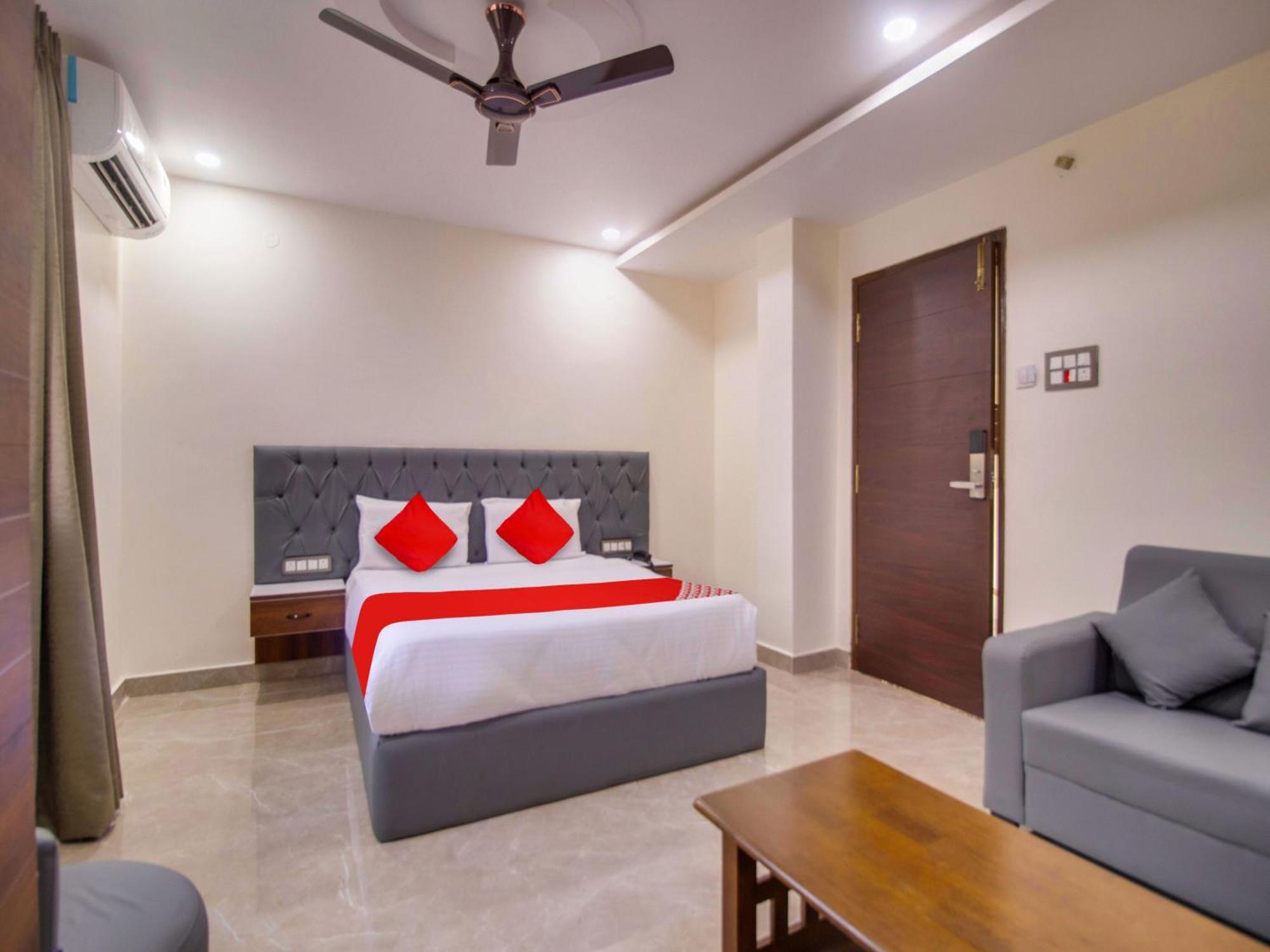 Hotel O Rr Residency Khammam Buitenkant foto