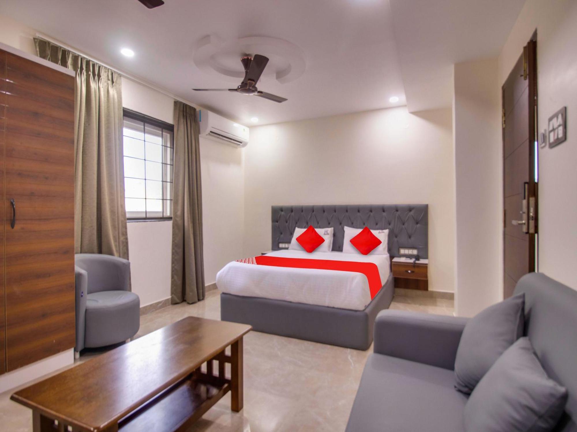 Hotel O Rr Residency Khammam Buitenkant foto