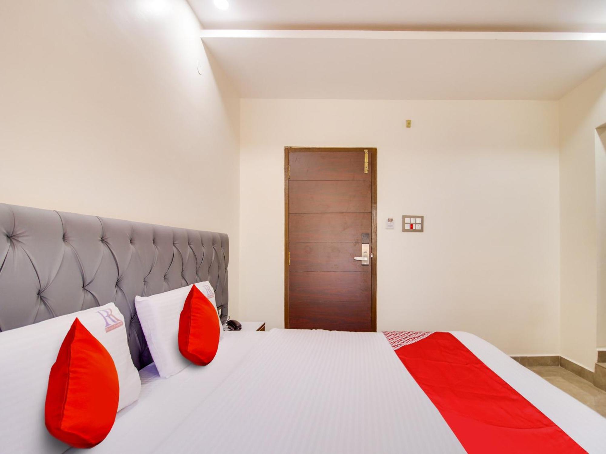 Hotel O Rr Residency Khammam Buitenkant foto